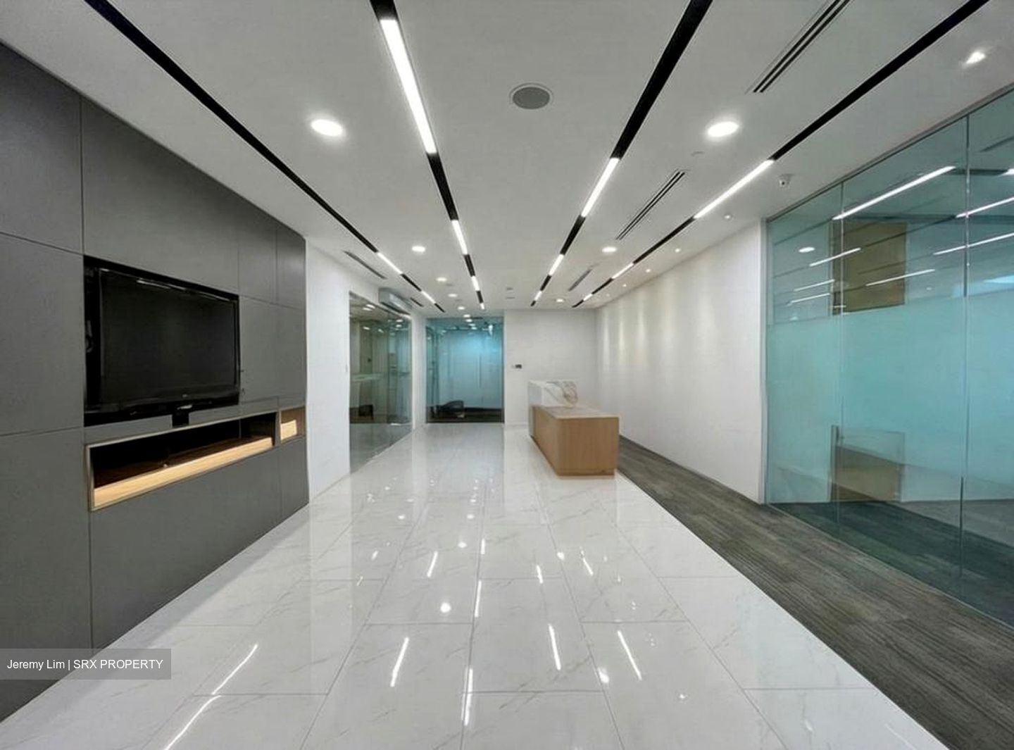 Samsung Hub (D1), Office #521727521